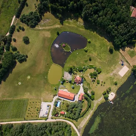 Landhaus Warminska Winnica