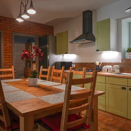 Hétvégi ház Warminska Winnica