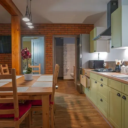 Warminska Winnica Landhaus Silice